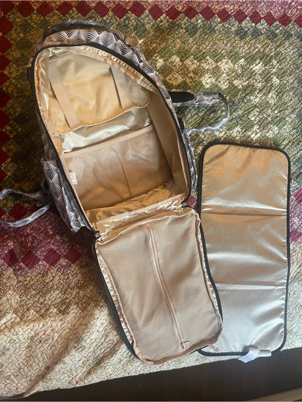 Ju-Ju-Be Be Right Back Diaper Backpack - Queen of the Nile Pattern